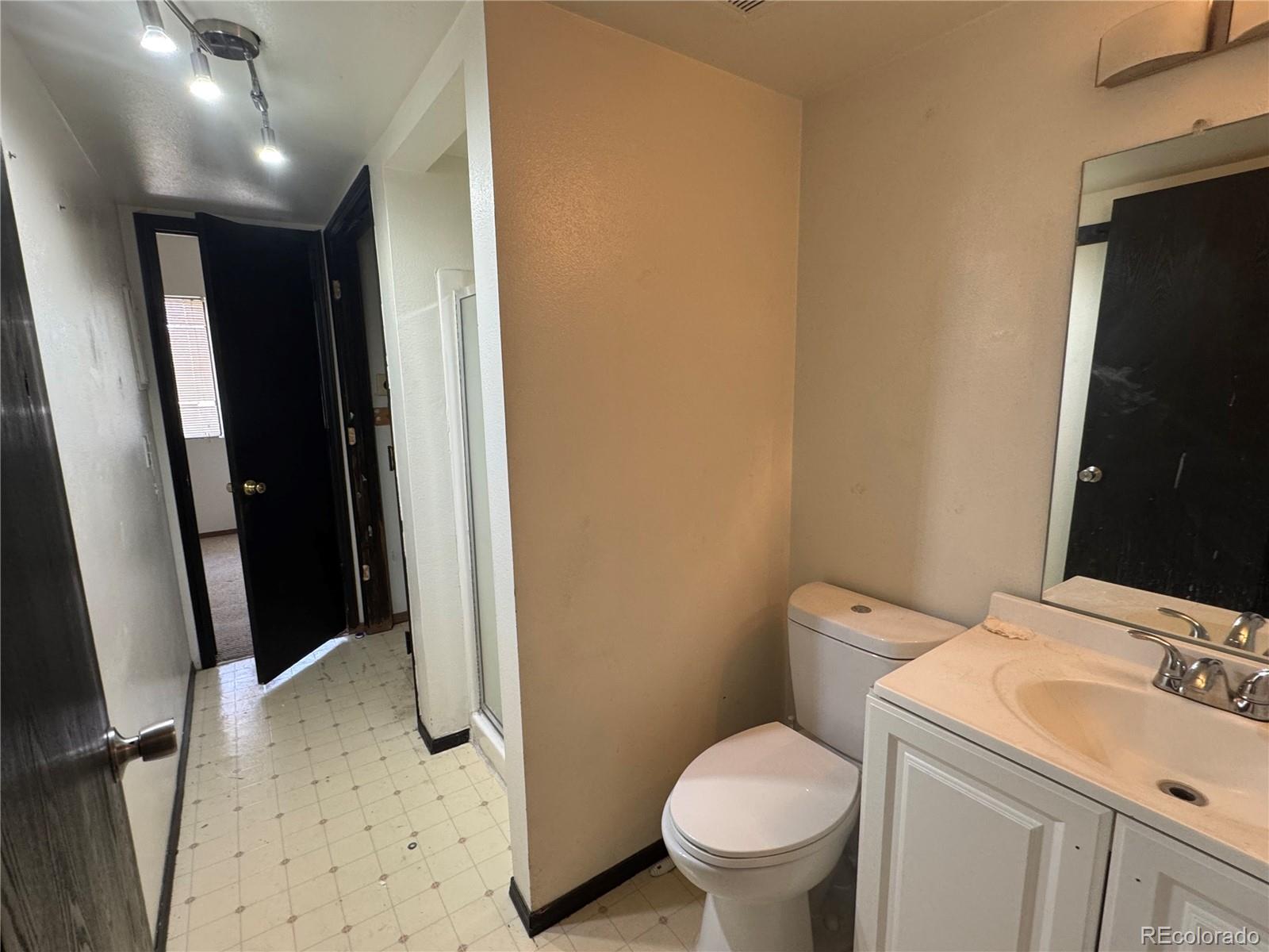 MLS Image #7 for 1825  kendall street 205,lakewood, Colorado