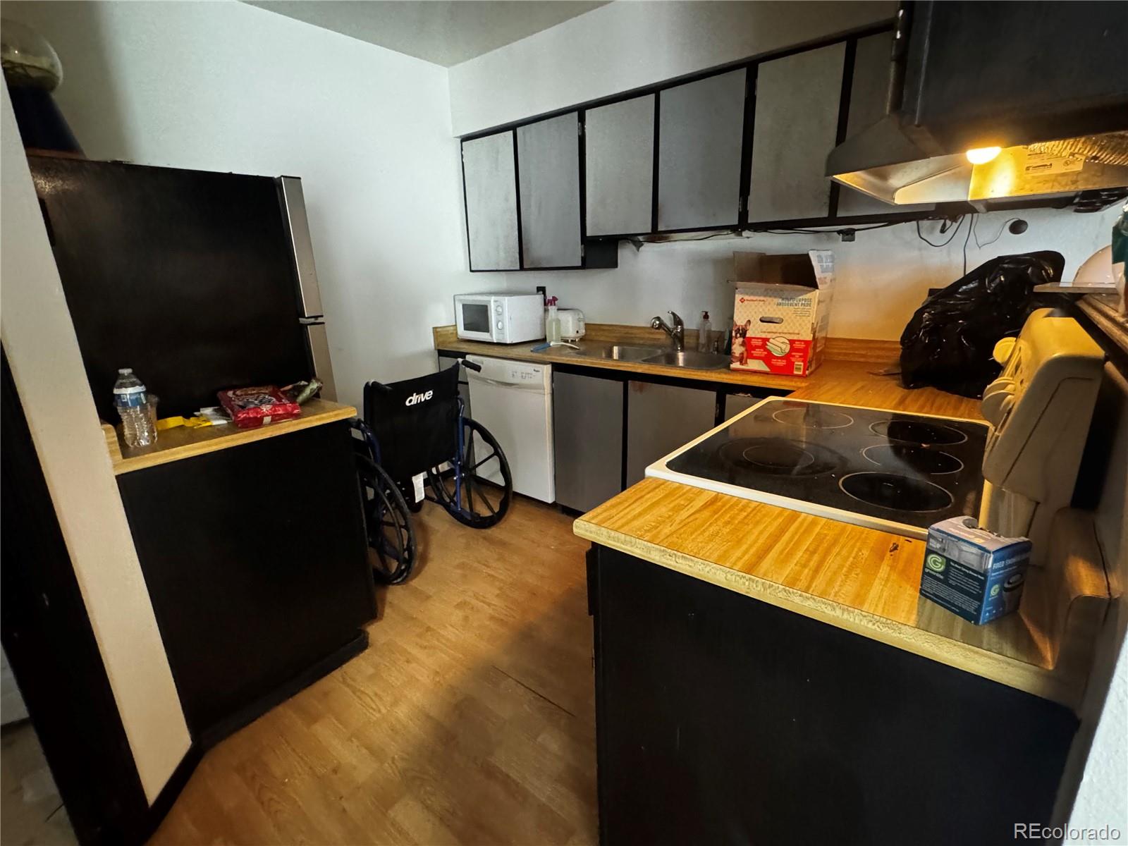 MLS Image #8 for 1825  kendall street 205,lakewood, Colorado