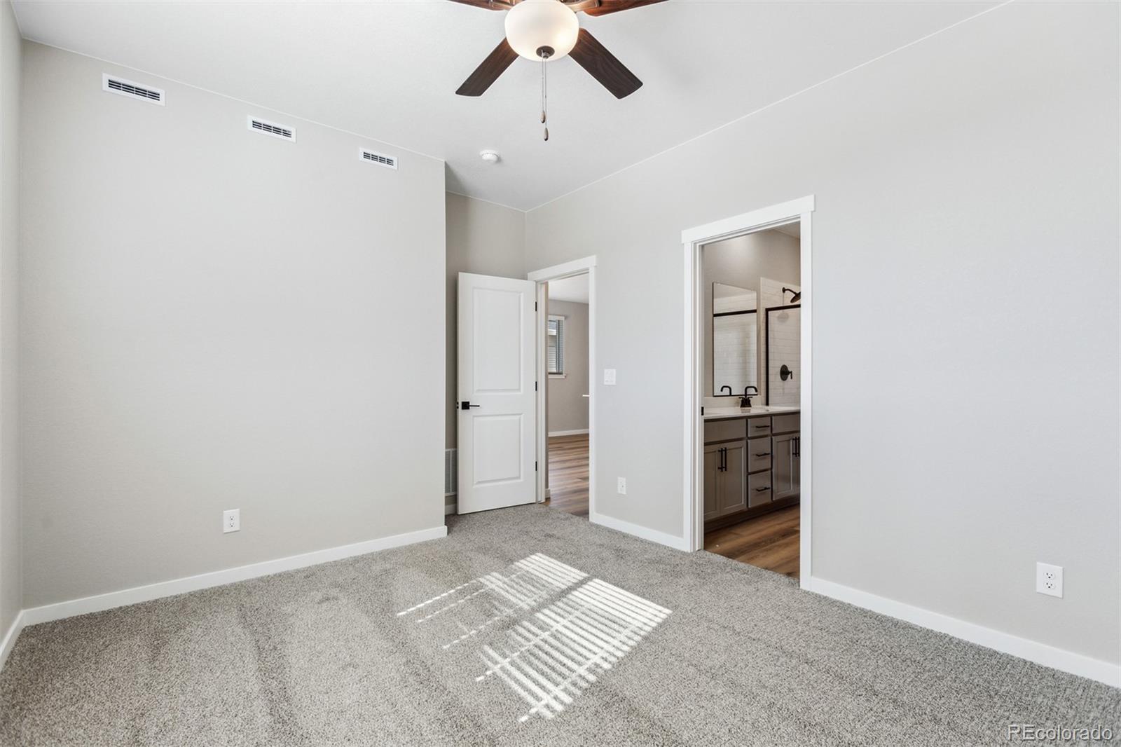 MLS Image #4 for 9463  yampa court,commerce city, Colorado