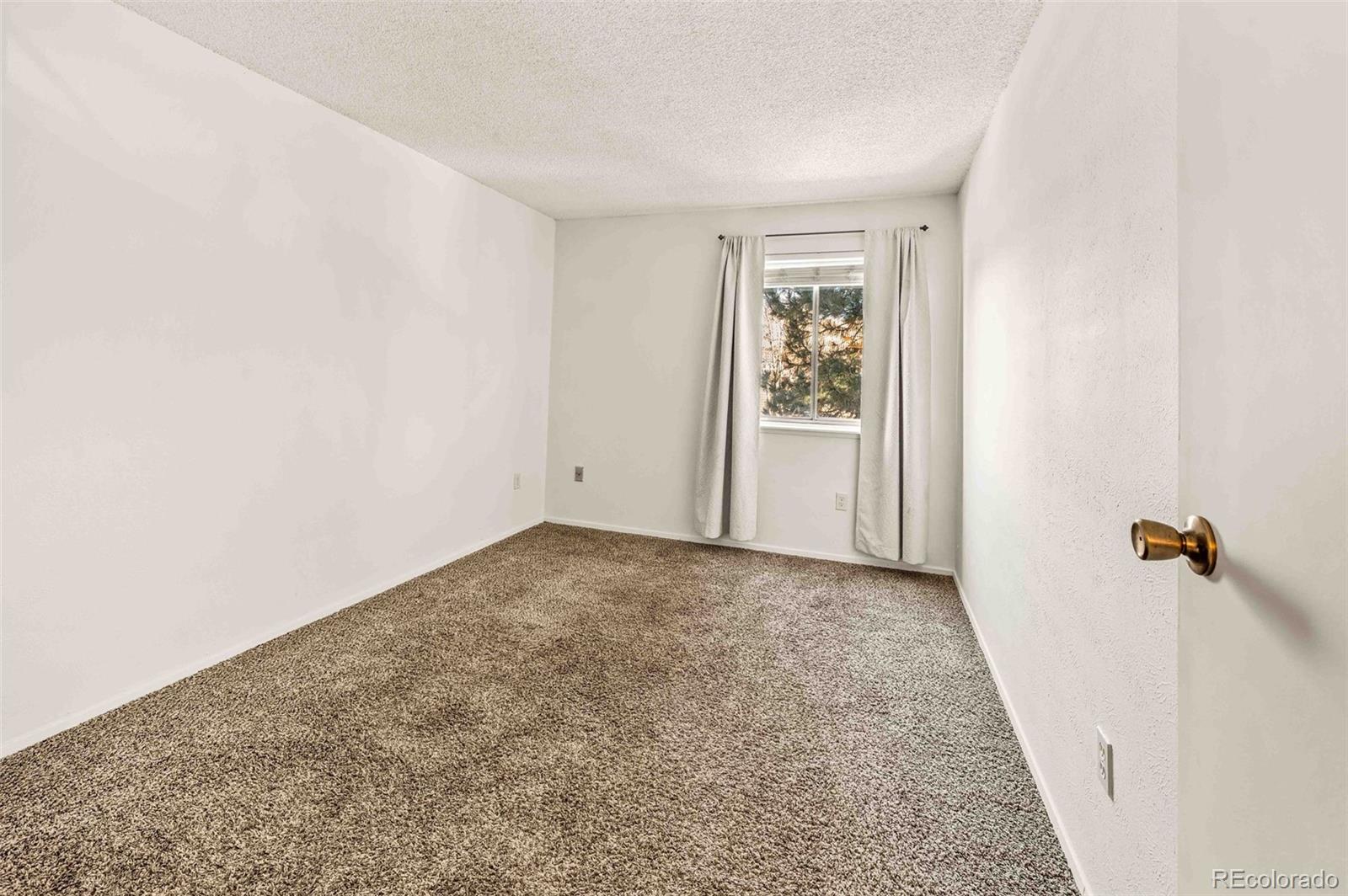 MLS Image #12 for 15128 e louisiana drive,aurora, Colorado