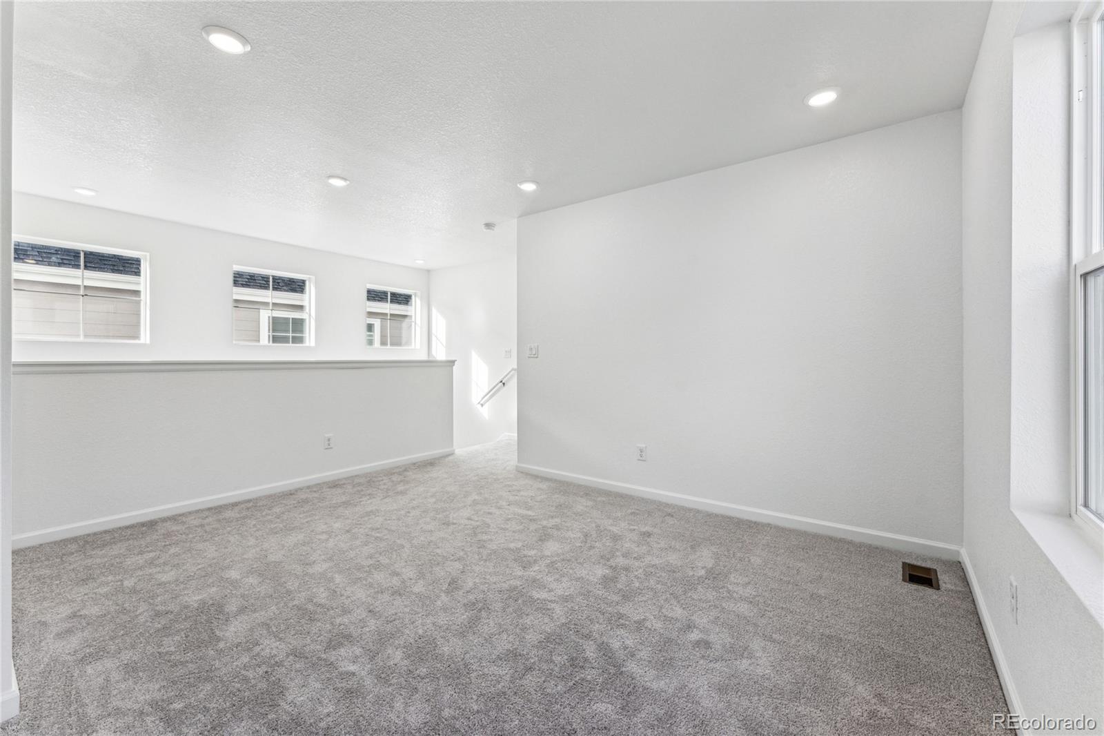 MLS Image #18 for 3355 n coolidge way,aurora, Colorado