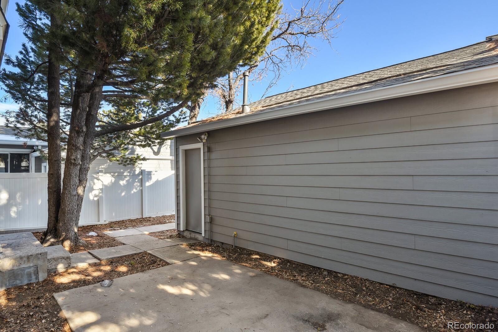 MLS Image #3 for 7165 s vine circle,centennial, Colorado