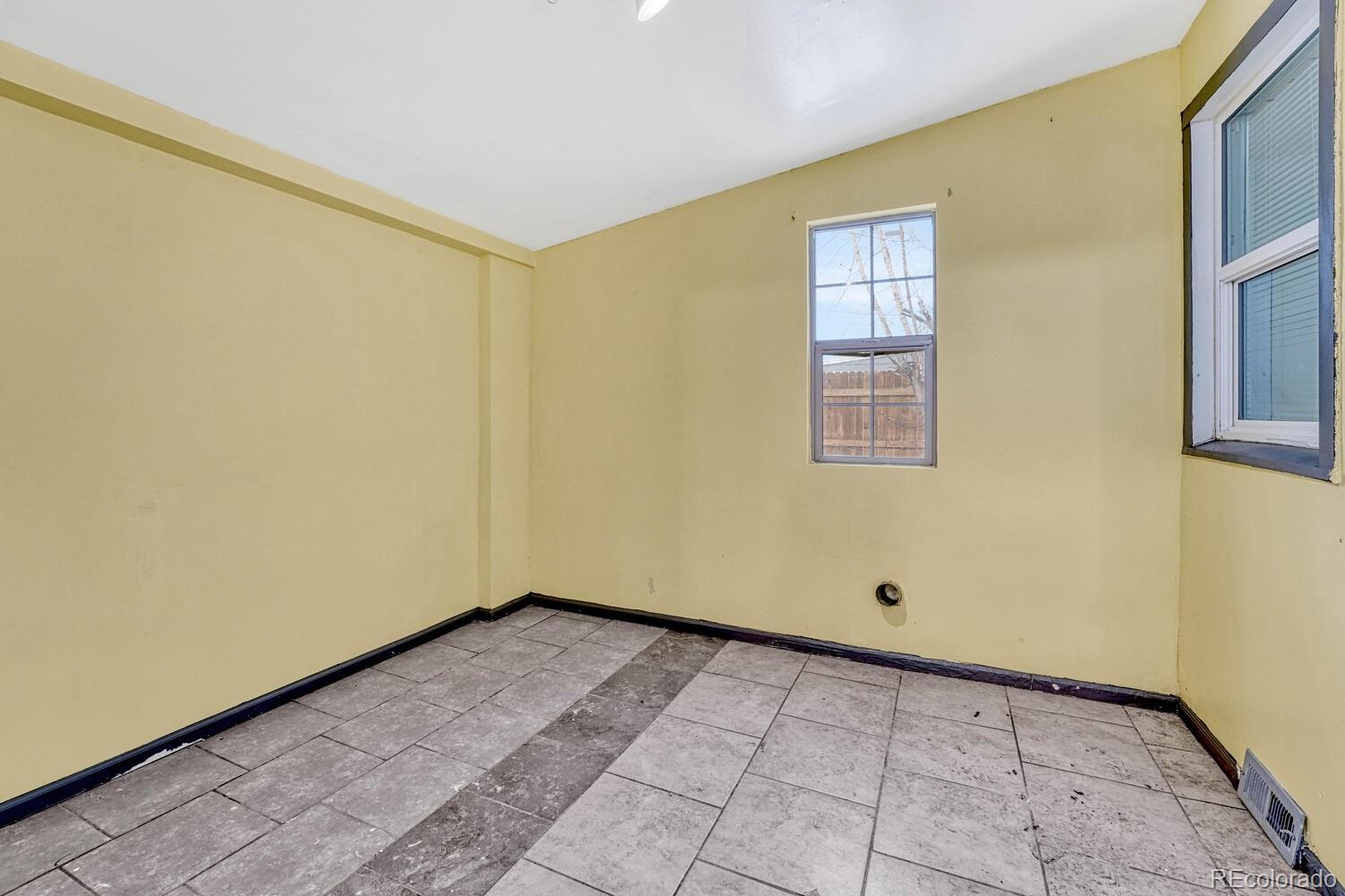 MLS Image #25 for 2545 s julian street,denver, Colorado