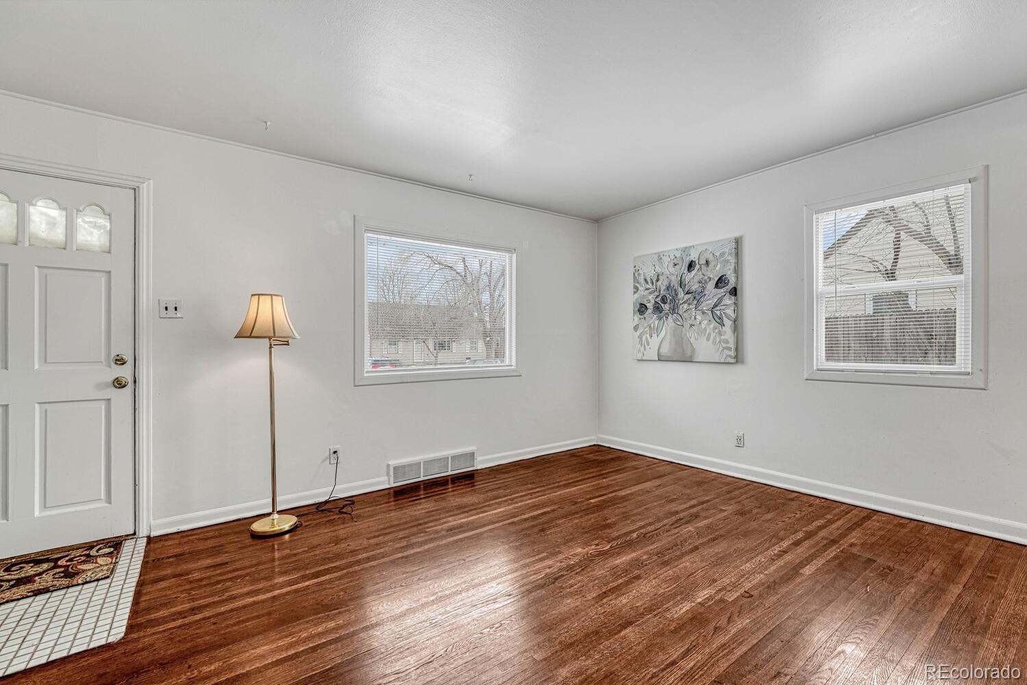 MLS Image #7 for 2545 s julian street,denver, Colorado