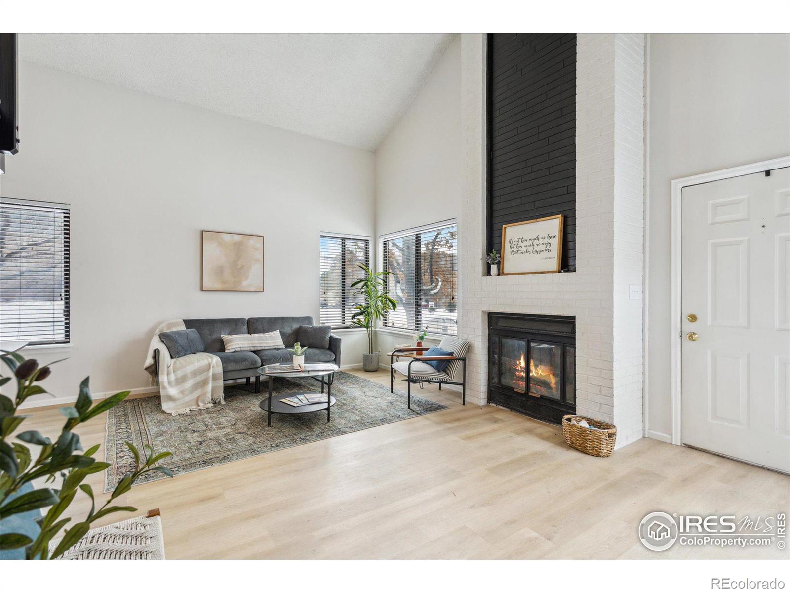 MLS Image #2 for 2685 s dayton way,denver, Colorado