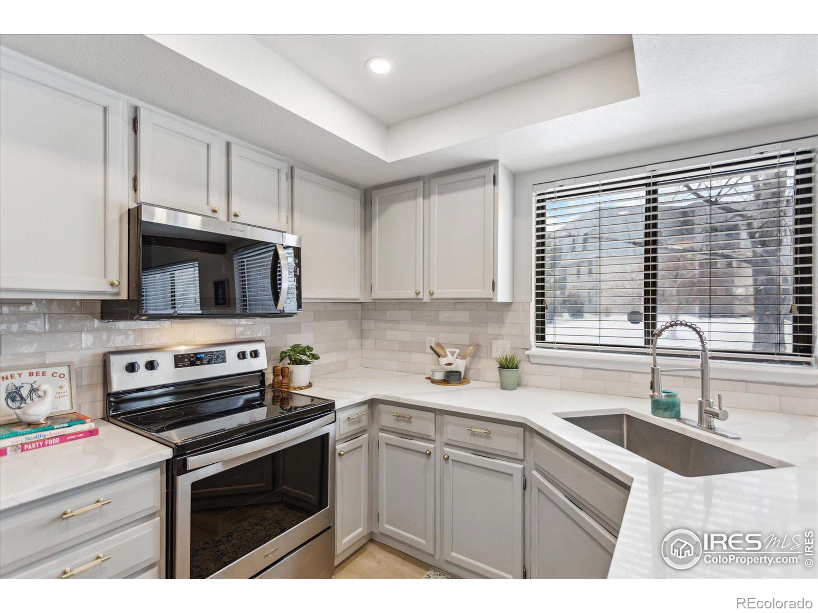 MLS Image #9 for 2685 s dayton way,denver, Colorado