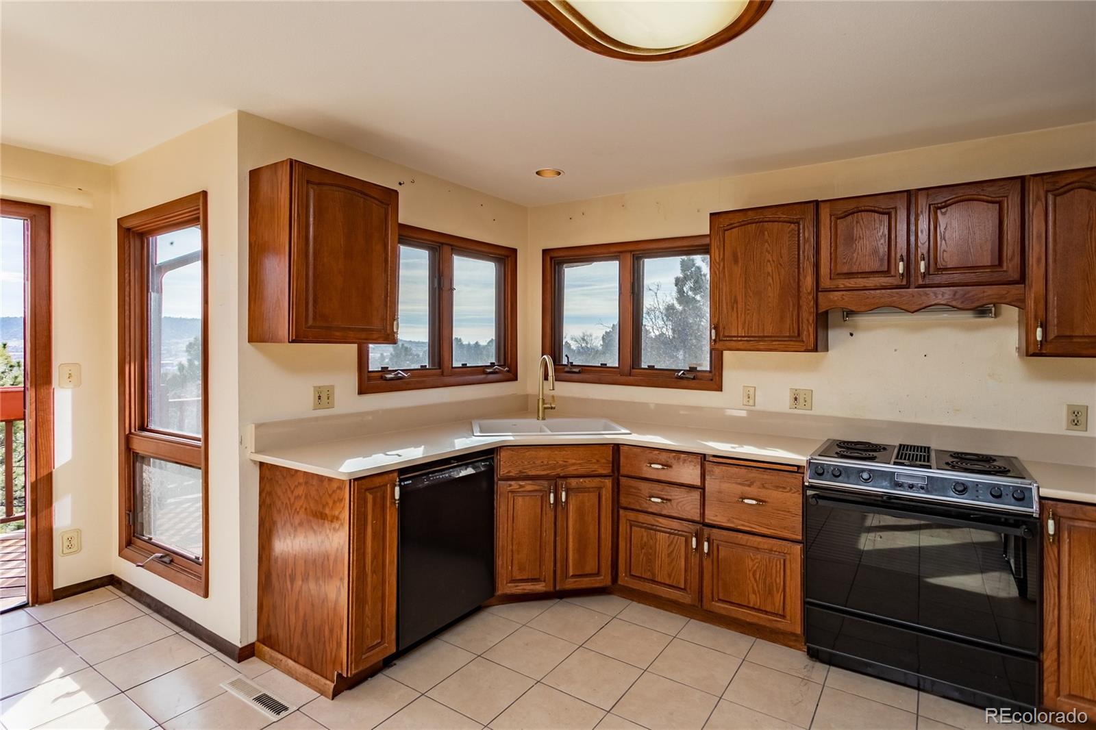 MLS Image #21 for 165  arequa ridge drive,colorado springs, Colorado