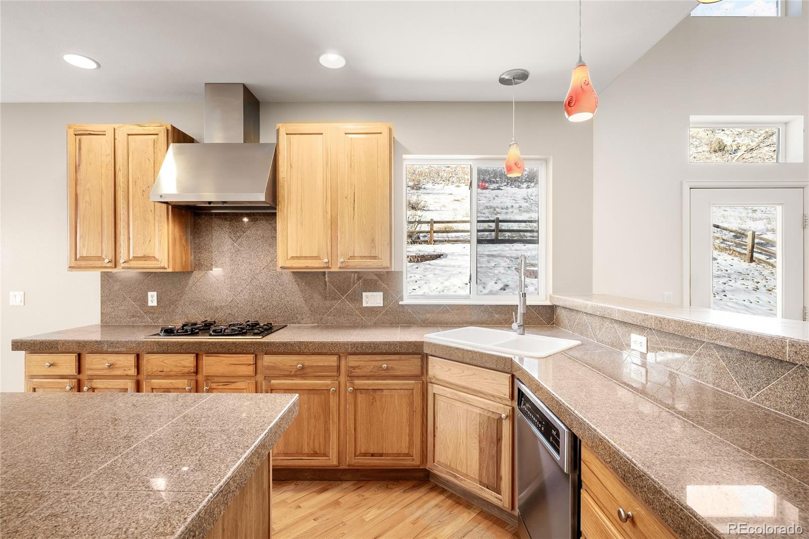 MLS Image #4 for 7155  red mesa drive,littleton, Colorado