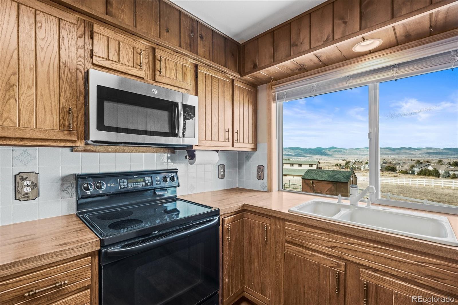 MLS Image #10 for 10963 n chatfield drive,littleton, Colorado