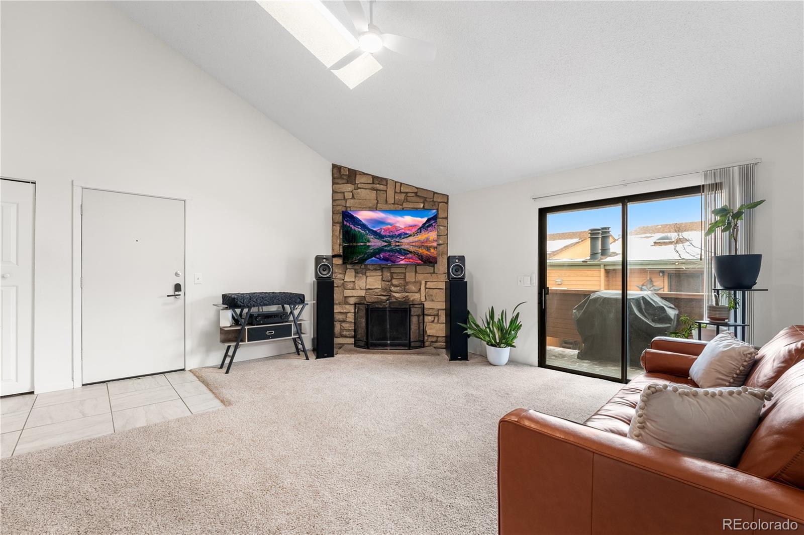 MLS Image #2 for 3305 s ammons street 202,lakewood, Colorado