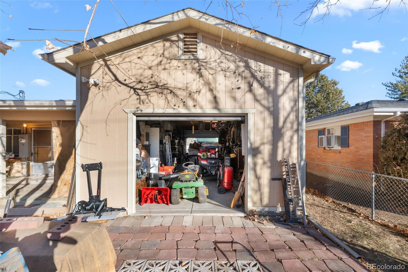 MLS Image #31 for 10690 e 8th avenue,aurora, Colorado