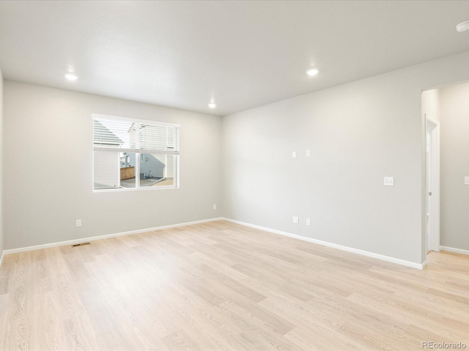 MLS Image #26 for 17355 e 91st place,commerce city, Colorado