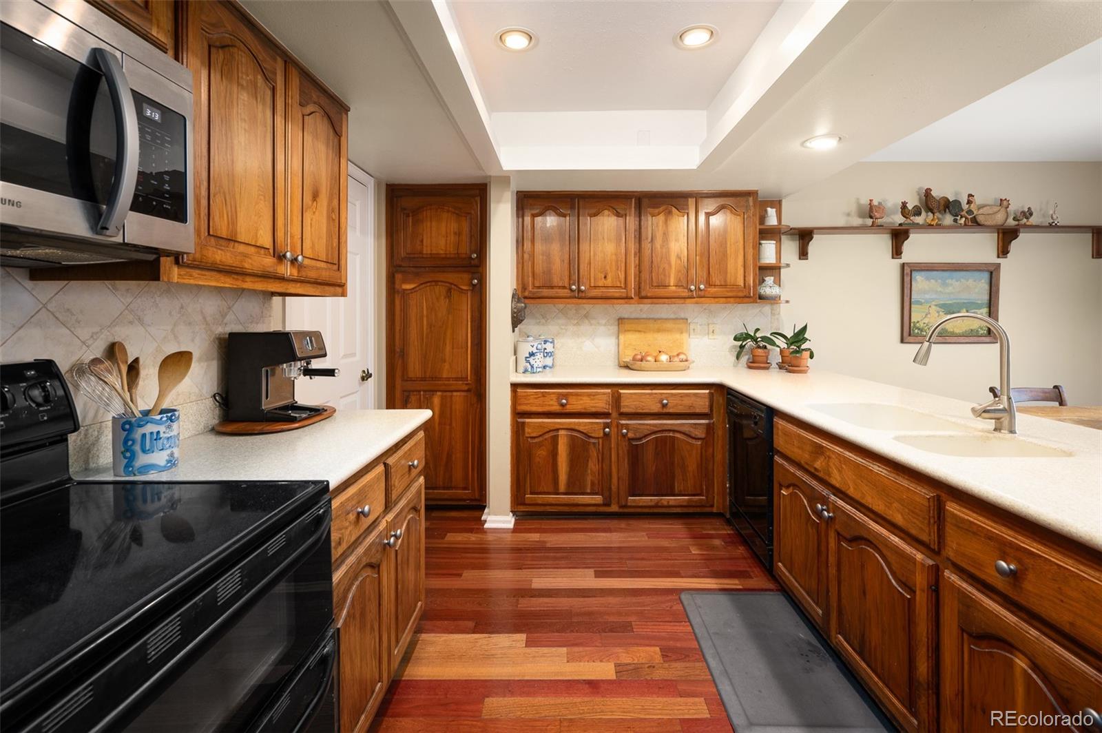 MLS Image #18 for 4530 s verbena street,denver, Colorado