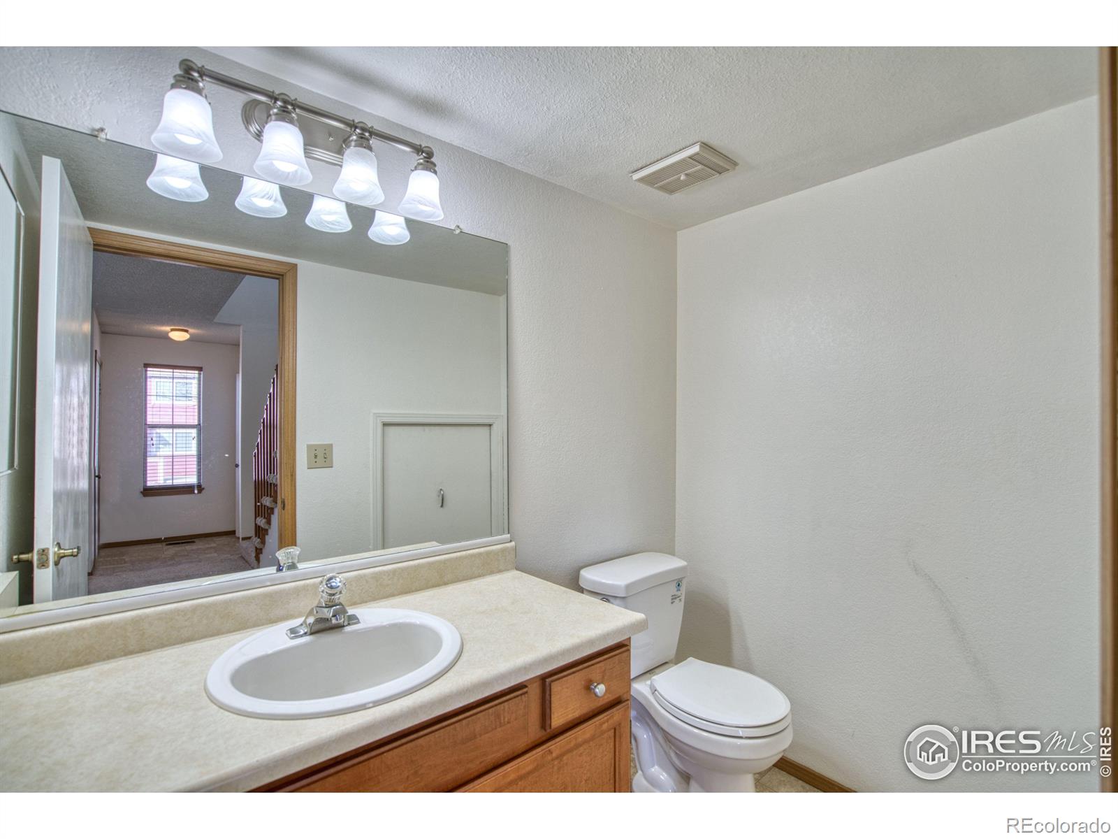 MLS Image #15 for 8428  everett way,arvada, Colorado