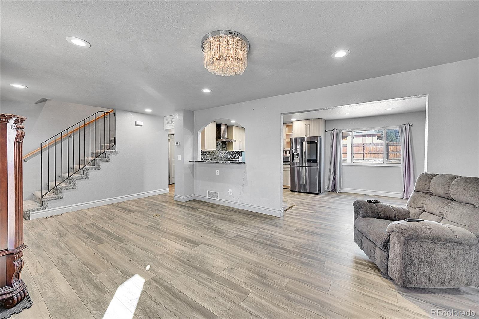 MLS Image #5 for 2518 s ouray way,aurora, Colorado