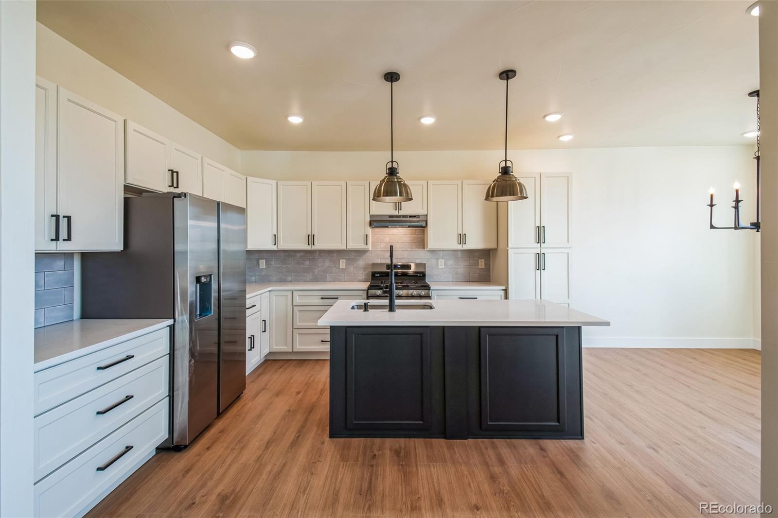 MLS Image #5 for 35  johnson circle,keenesburg, Colorado