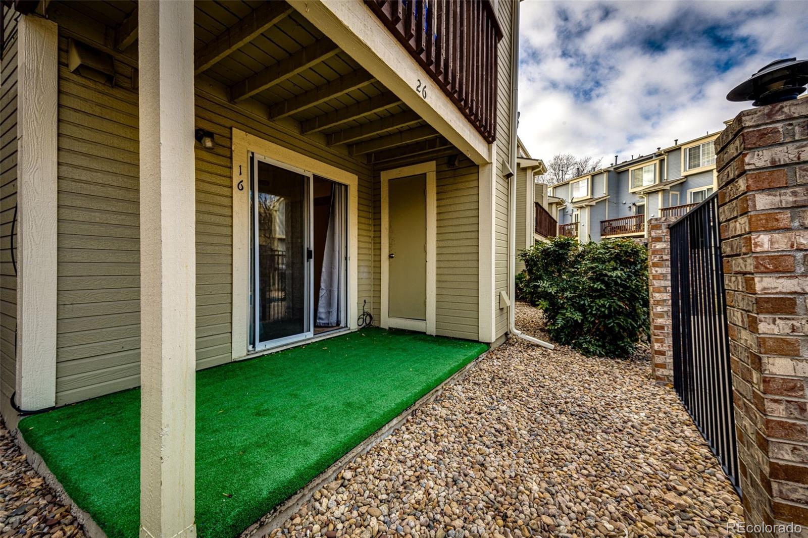 MLS Image #15 for 1885 s quebec way,denver, Colorado