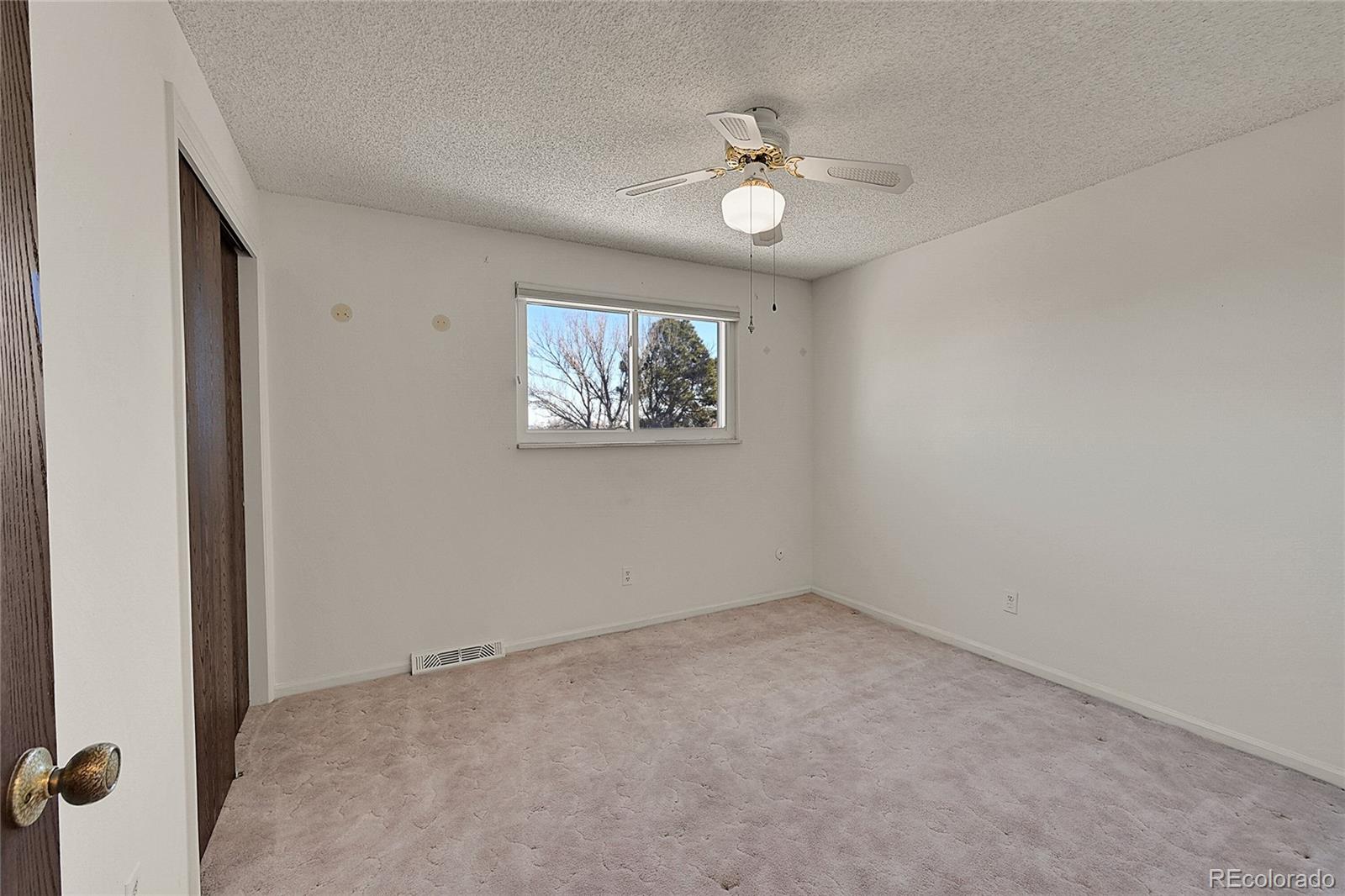 MLS Image #15 for 13769  omega circle,lone tree, Colorado