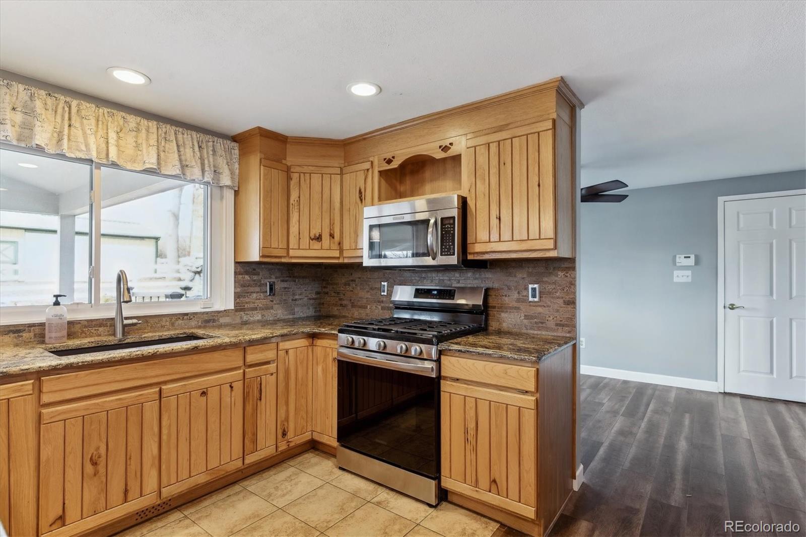 MLS Image #16 for 7627  rogers street,arvada, Colorado