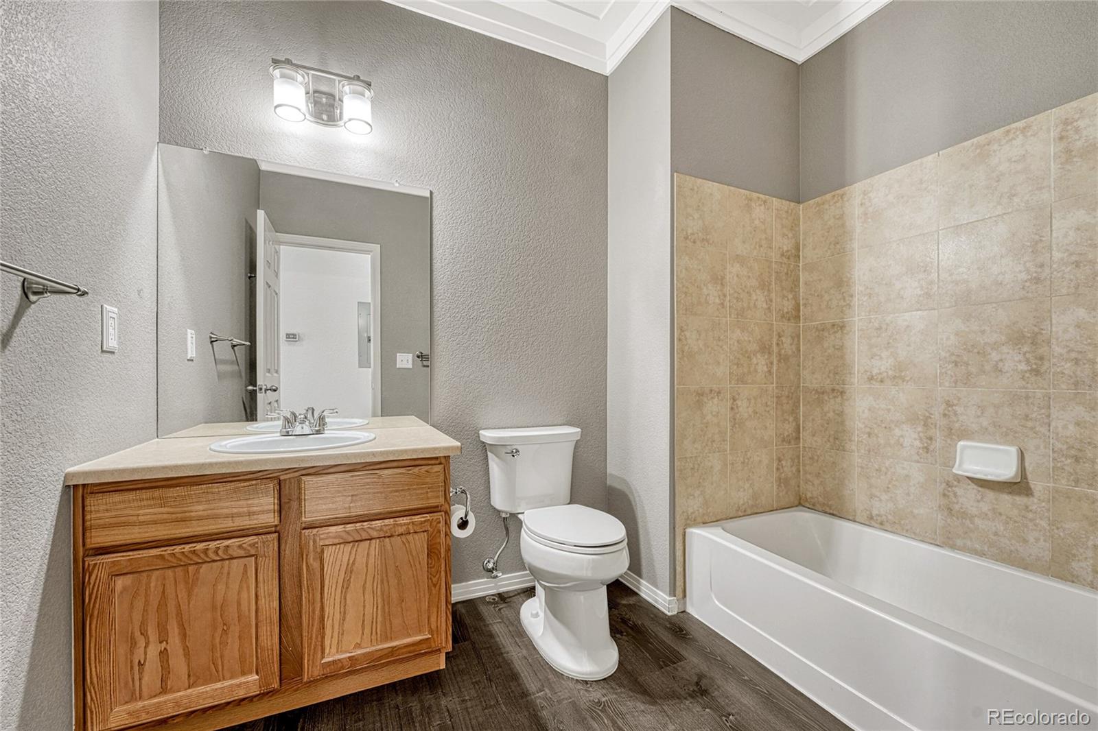 MLS Image #18 for 9451  ashbury circle 202,parker, Colorado