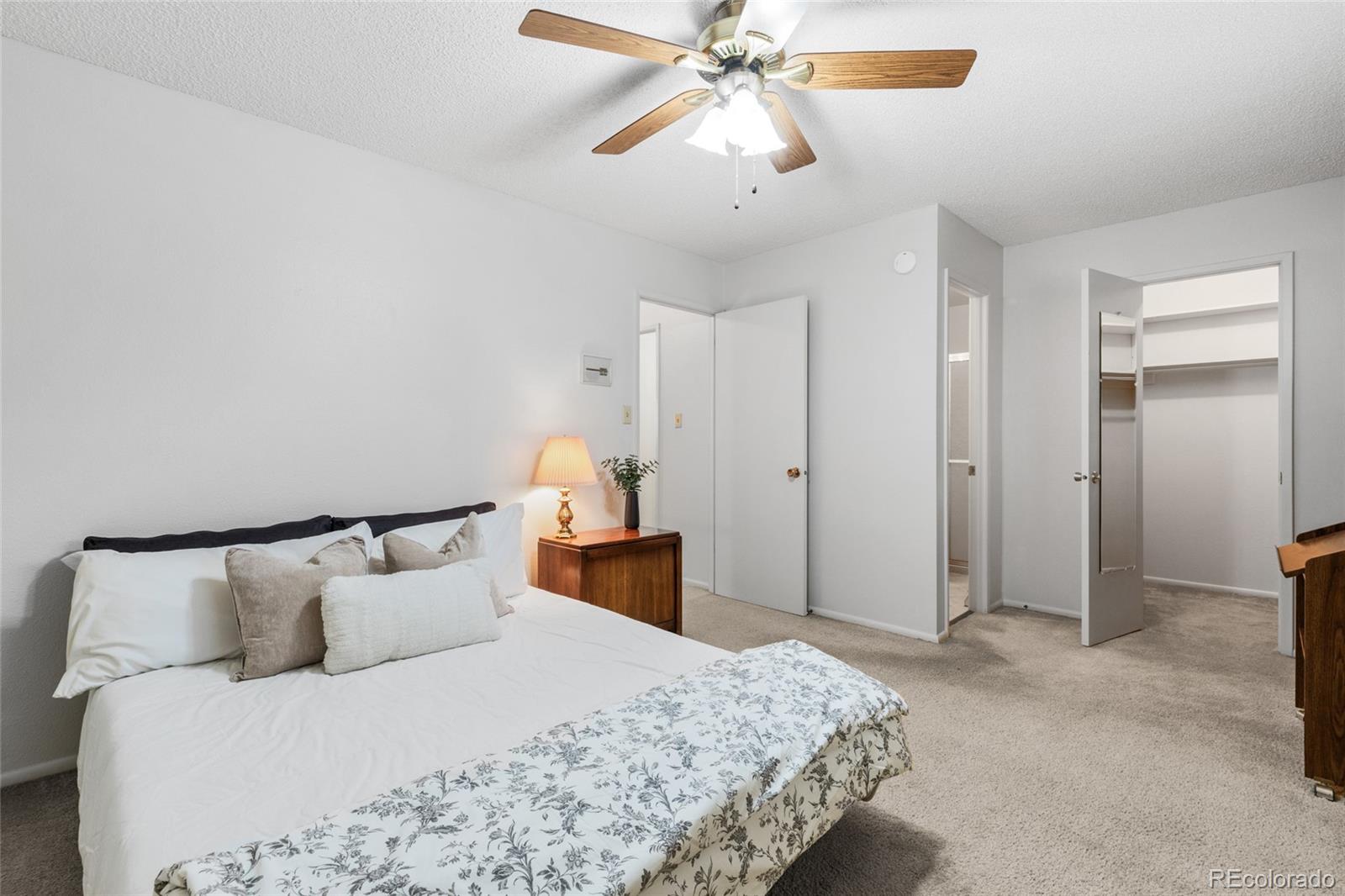 MLS Image #17 for 9179 e oxford drive,denver, Colorado