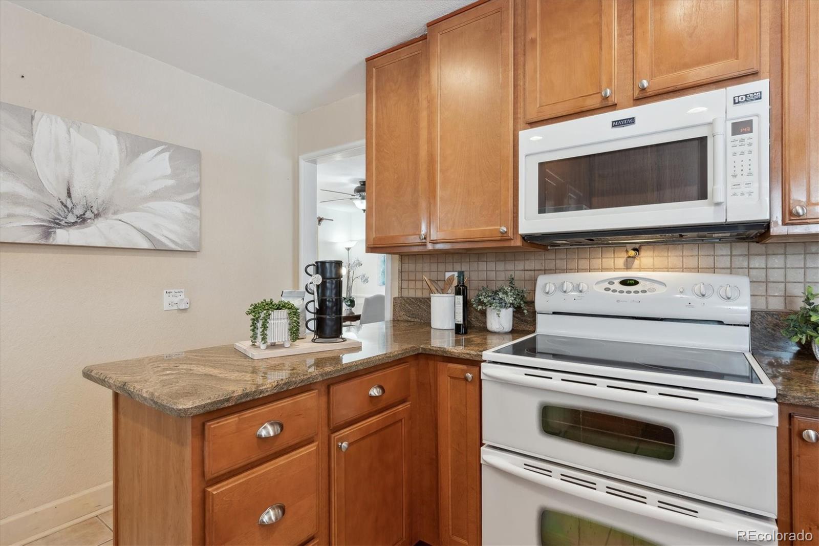 MLS Image #8 for 3311 s logan street,englewood, Colorado