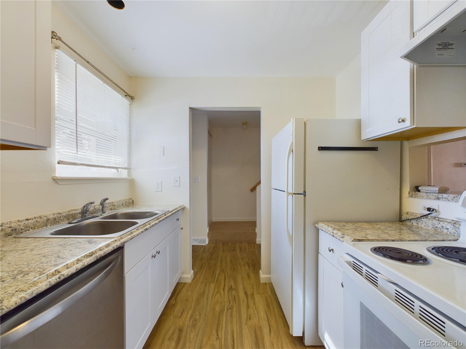 MLS Image #6 for 2269  coronado parkway,denver, Colorado