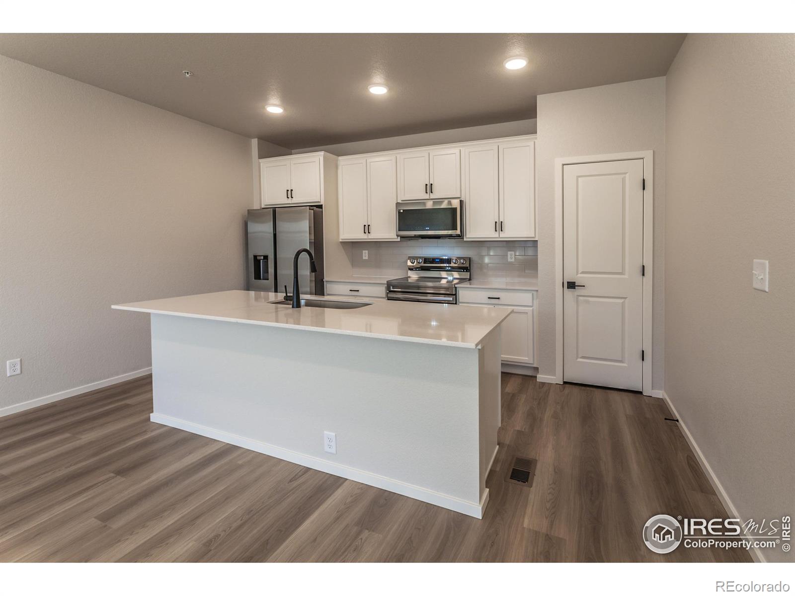 MLS Image #11 for 2106  falling leaf drive,windsor, Colorado