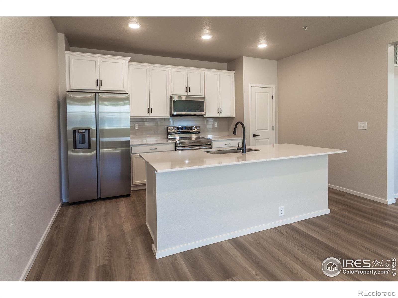 MLS Image #7 for 2106  falling leaf drive,windsor, Colorado