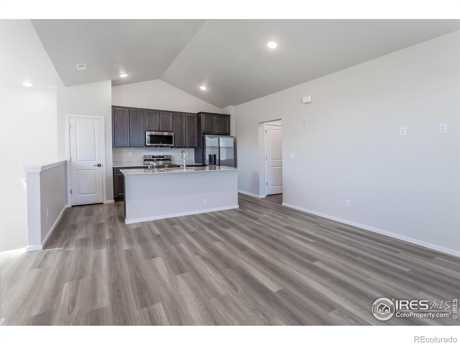 MLS Image #10 for 2120  falling leaf drive,windsor, Colorado