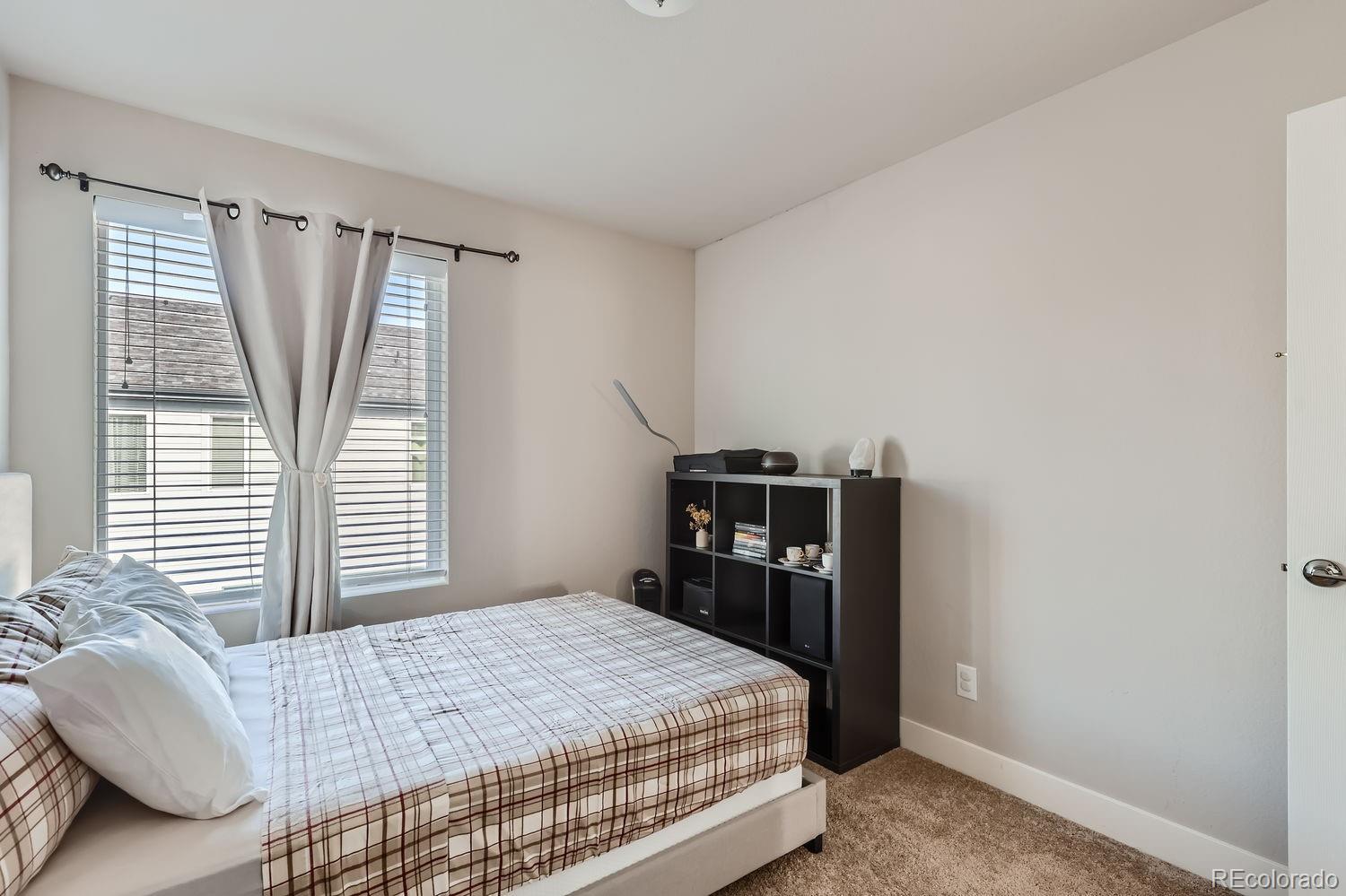 MLS Image #19 for 16057 e 47th place ,denver, Colorado