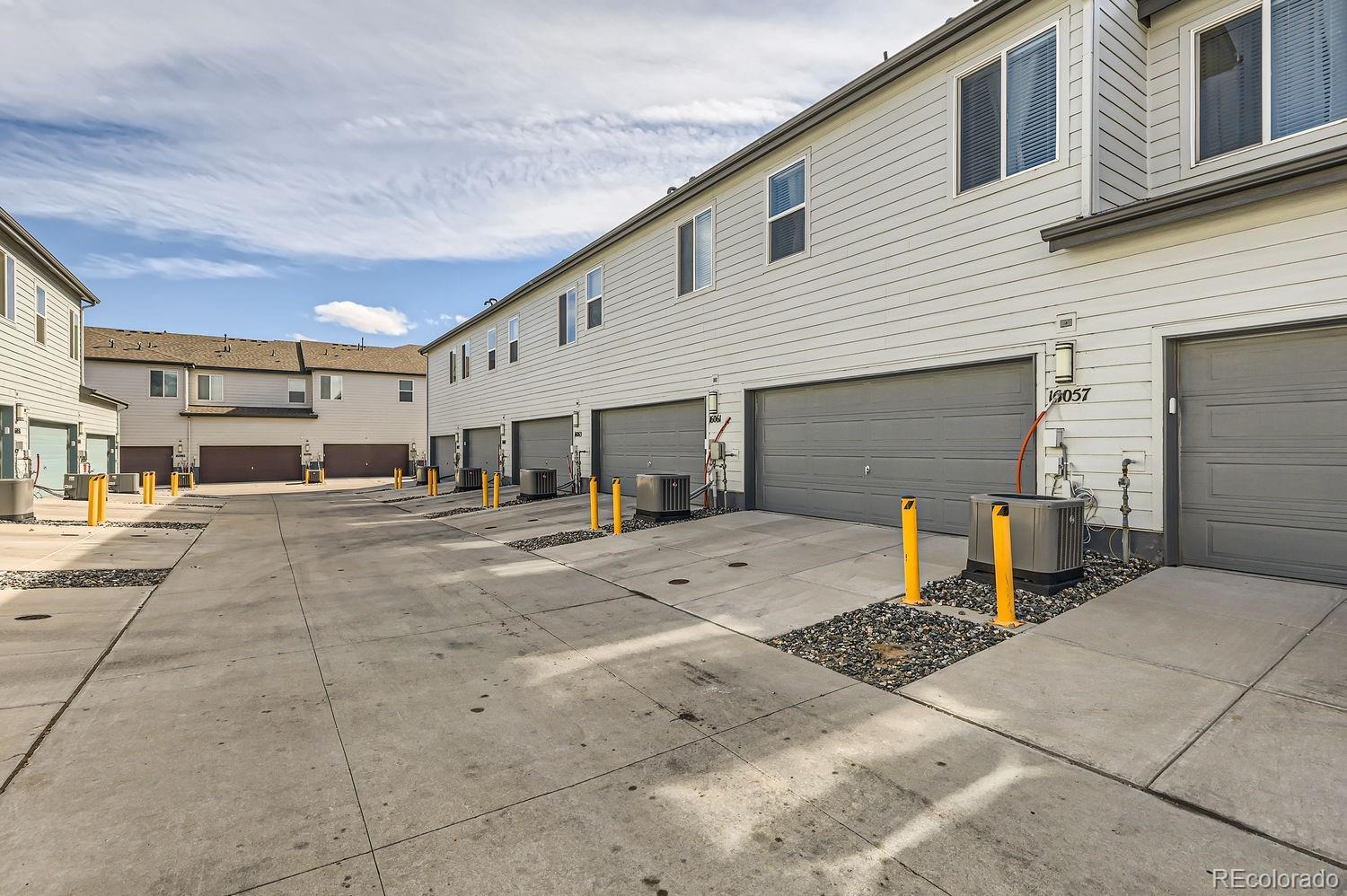 MLS Image #25 for 16057 e 47th place ,denver, Colorado