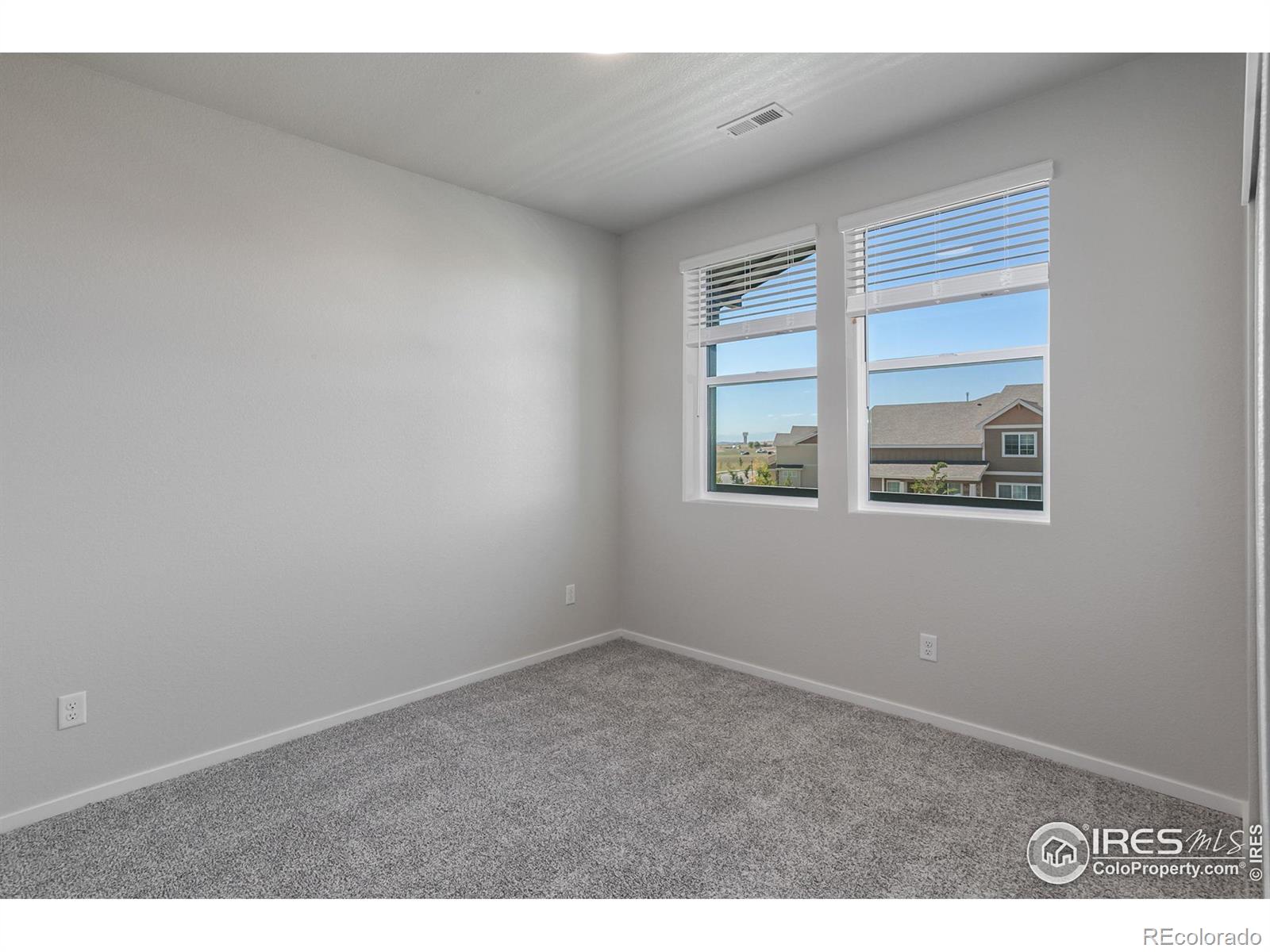 MLS Image #18 for 2120  falling leaf drive,windsor, Colorado