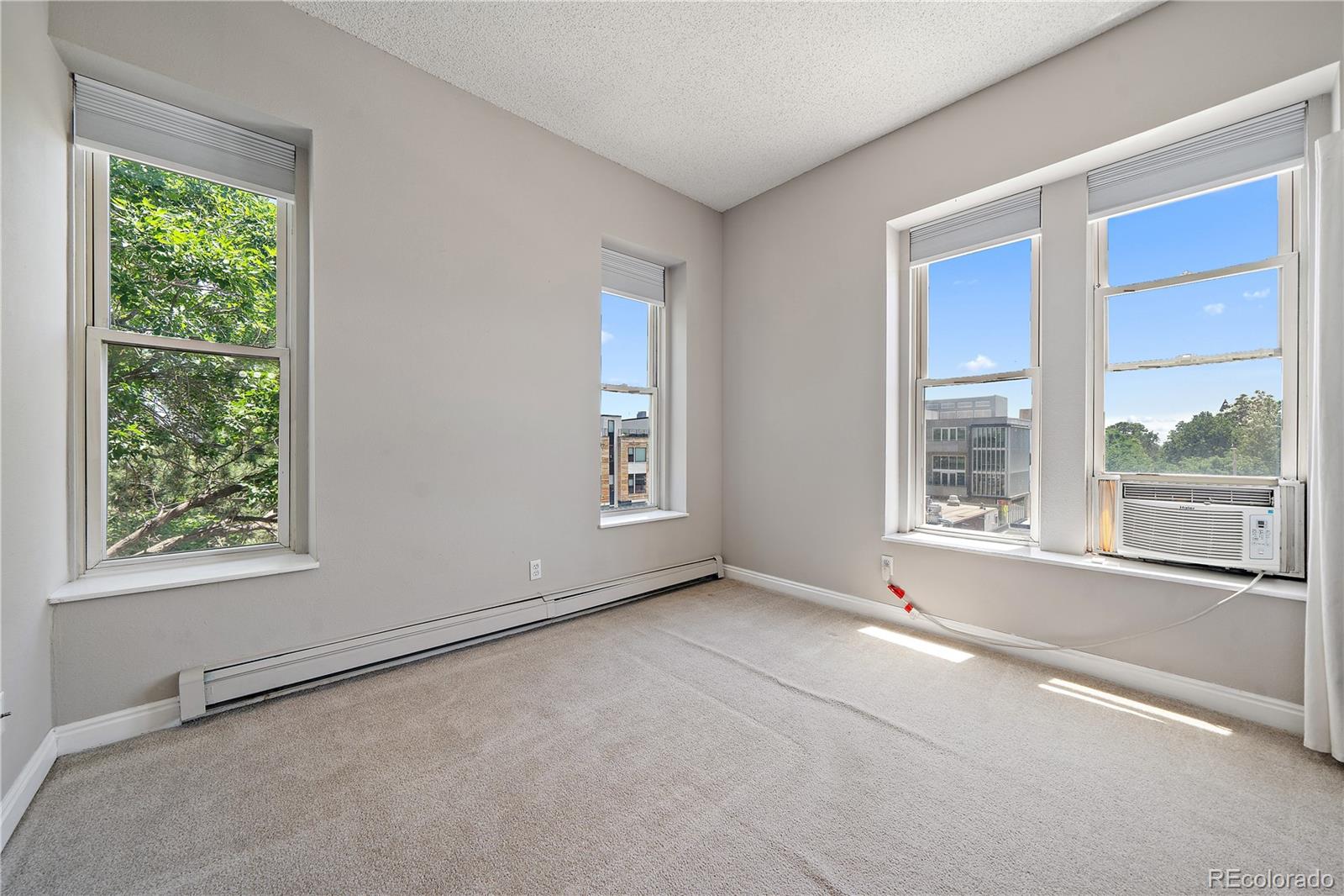 MLS Image #5 for 3233  vallejo street 3b,denver, Colorado