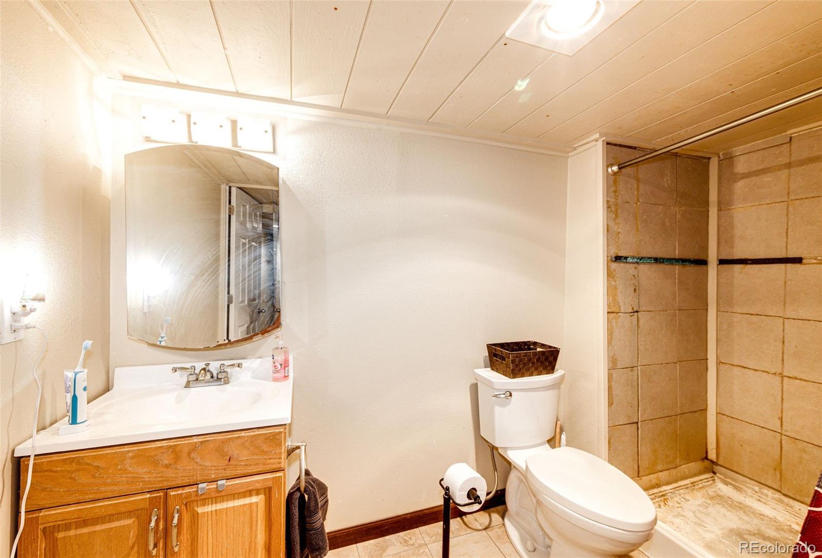 MLS Image #21 for 68  bristol lane,johnstown, Colorado