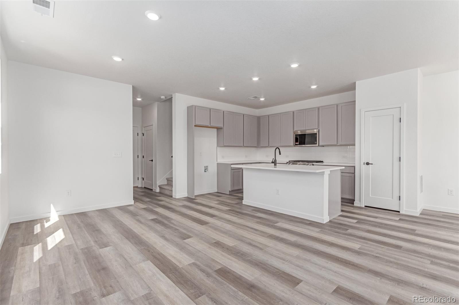 MLS Image #6 for 5773 n jericho way,aurora, Colorado