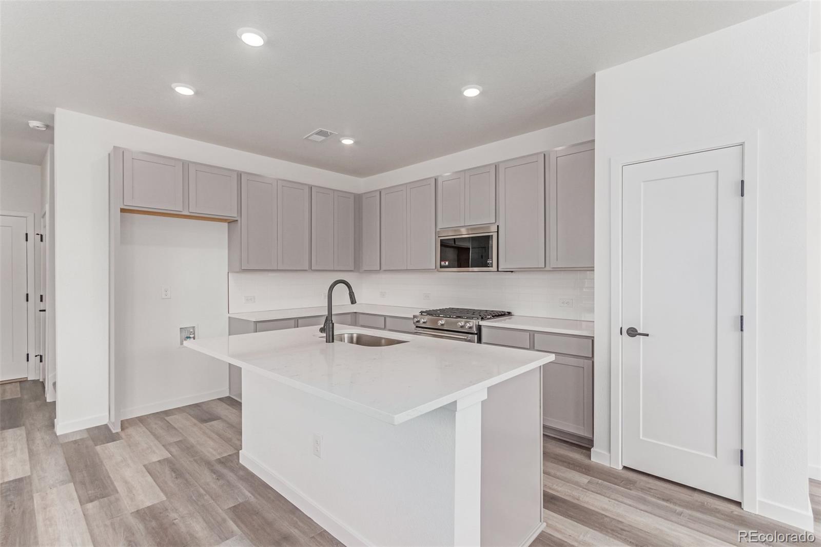 MLS Image #7 for 5773 n jericho way,aurora, Colorado