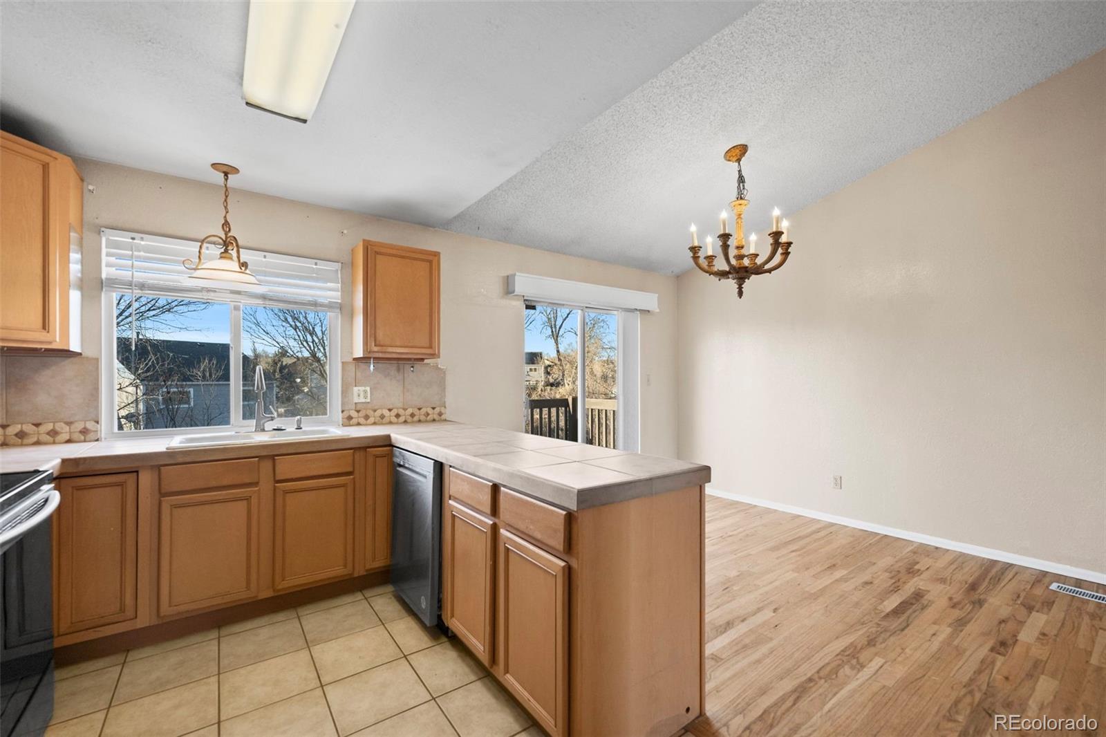 MLS Image #8 for 2710  dickens drive,colorado springs, Colorado