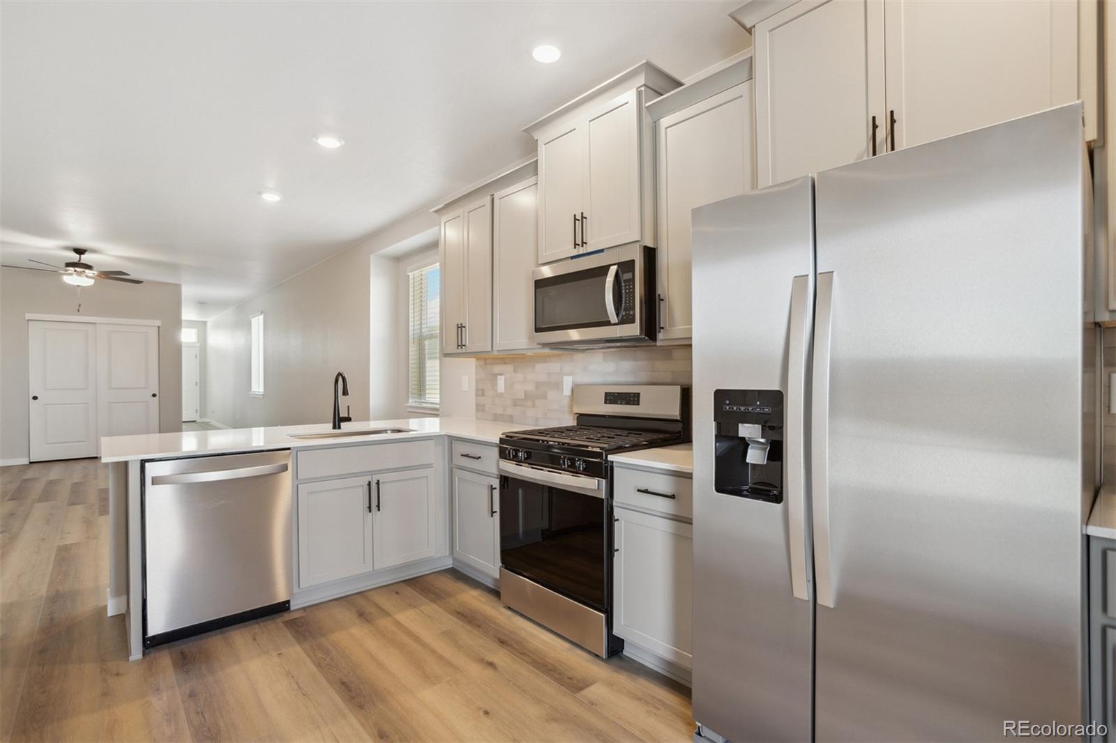 MLS Image #1 for 9476  yampa court,commerce city, Colorado