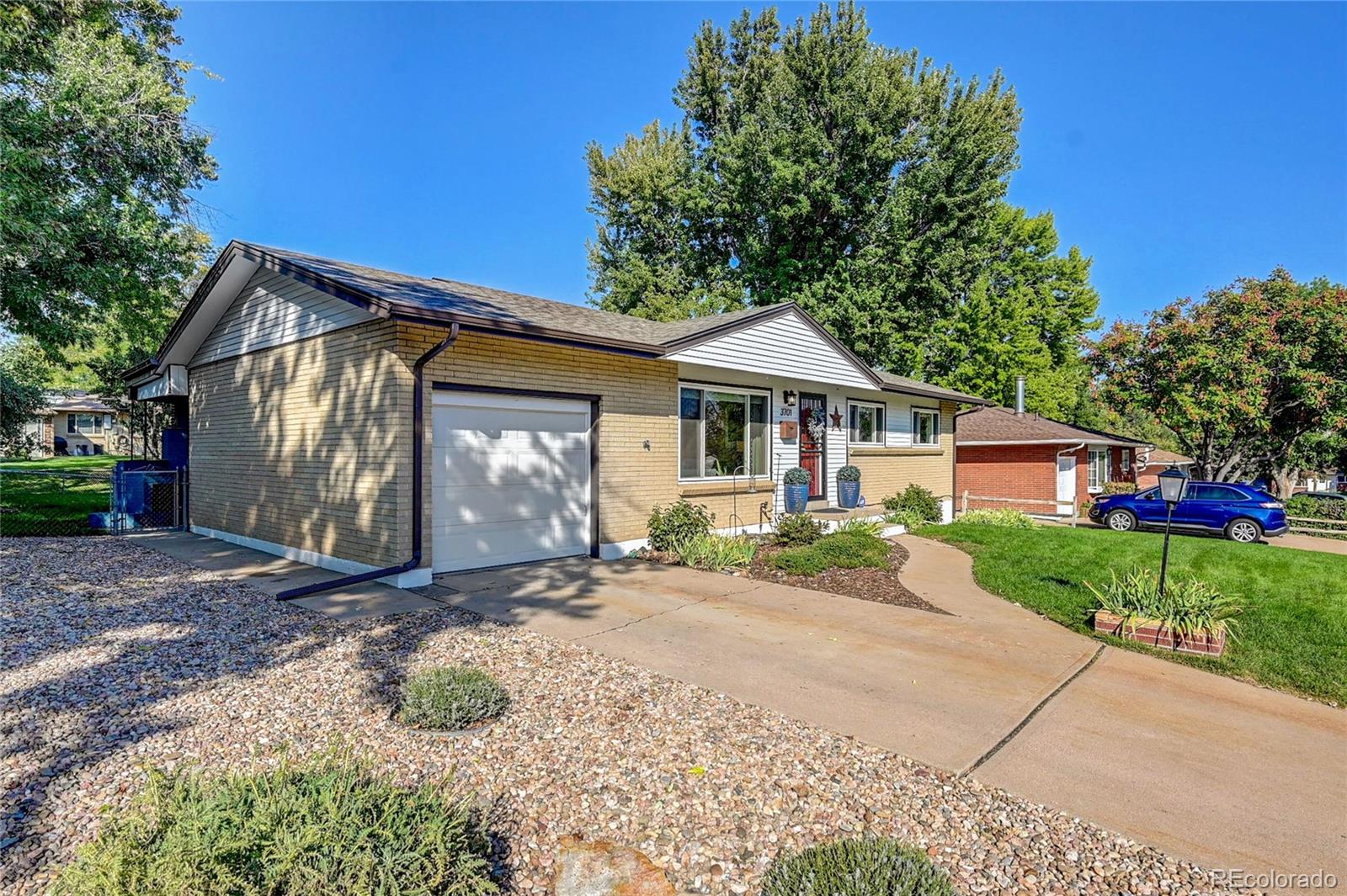 MLS Image #5 for 3701 w greenwood place,denver, Colorado