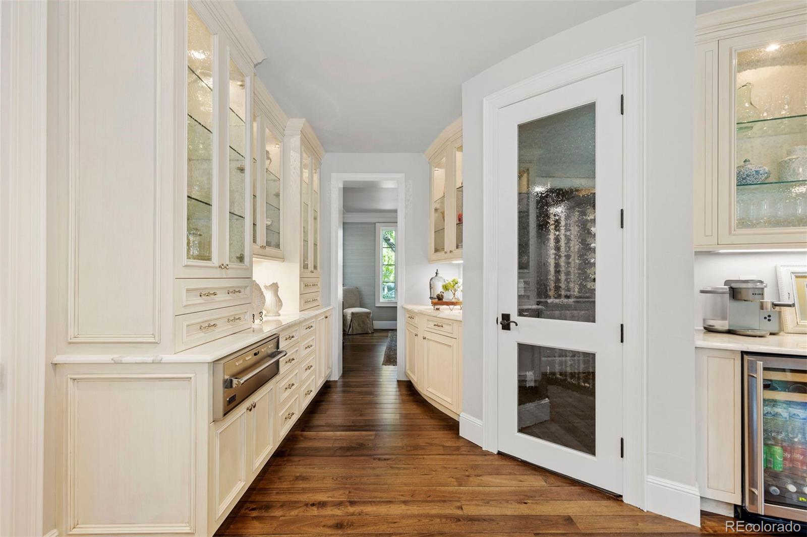 MLS Image #11 for 1350 e greenwood lane,greenwood village, Colorado