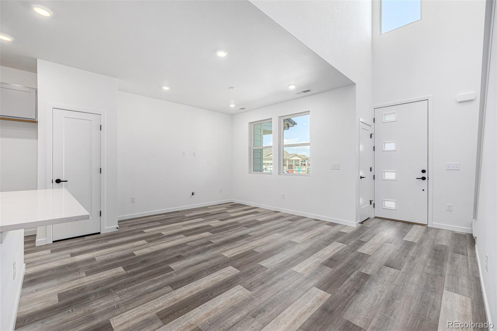 MLS Image #10 for 5688 n killarney court,aurora, Colorado