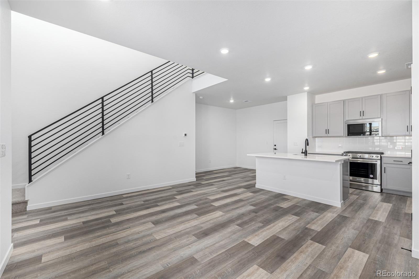 MLS Image #12 for 5688 n killarney court,aurora, Colorado