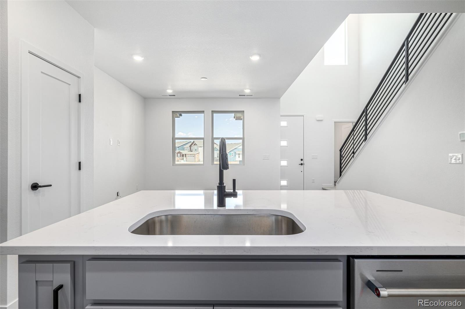 MLS Image #18 for 5688 n killarney court,aurora, Colorado