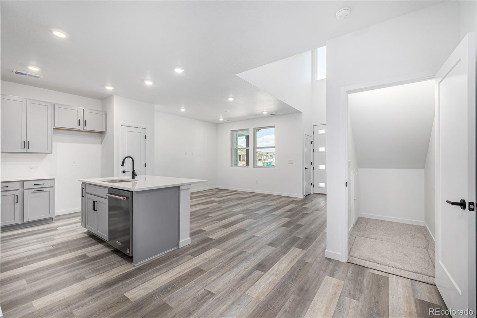 MLS Image #20 for 5688 n killarney court,aurora, Colorado