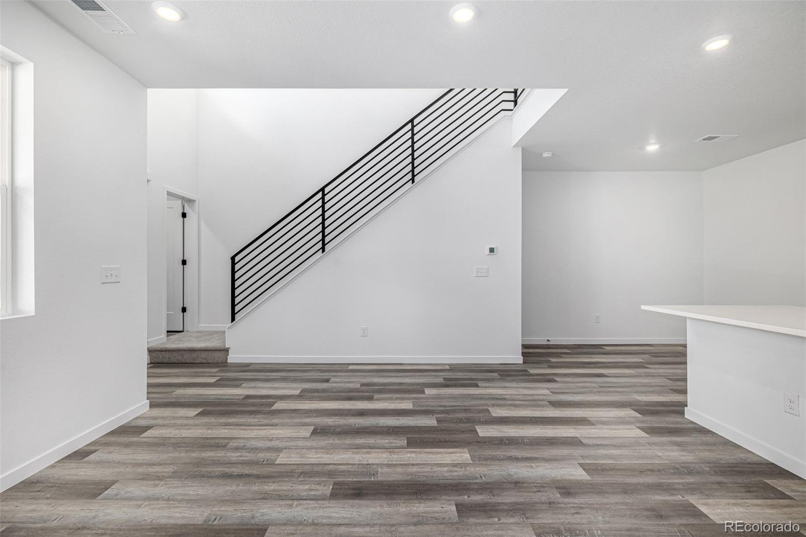 MLS Image #6 for 5688 n killarney court,aurora, Colorado
