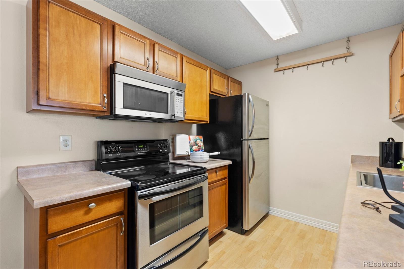 MLS Image #15 for 10212 w 80th drive,arvada, Colorado