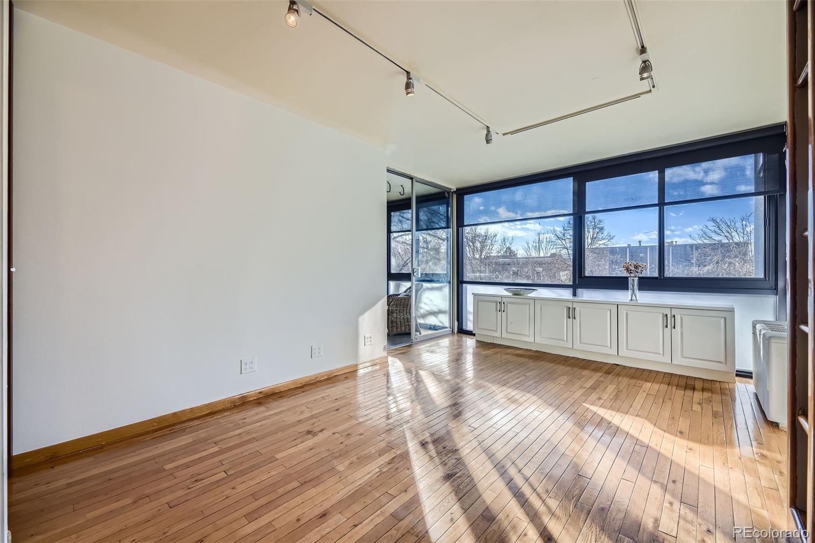 MLS Image #14 for 1050 n corona street 215,denver, Colorado