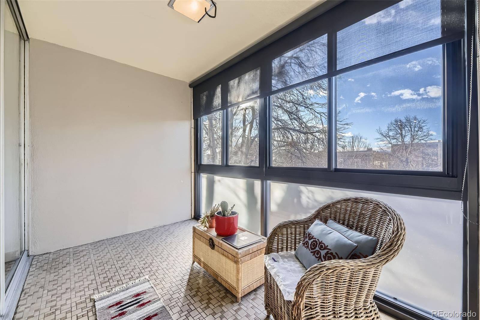 MLS Image #20 for 1050 n corona street 215,denver, Colorado