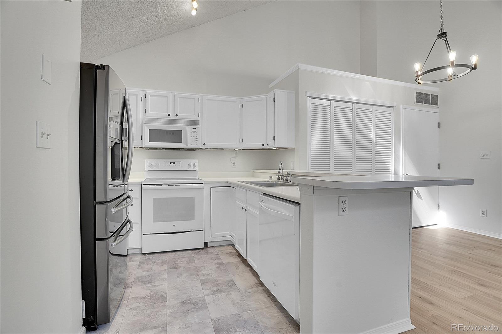 MLS Image #7 for 11127  alcott street,denver, Colorado